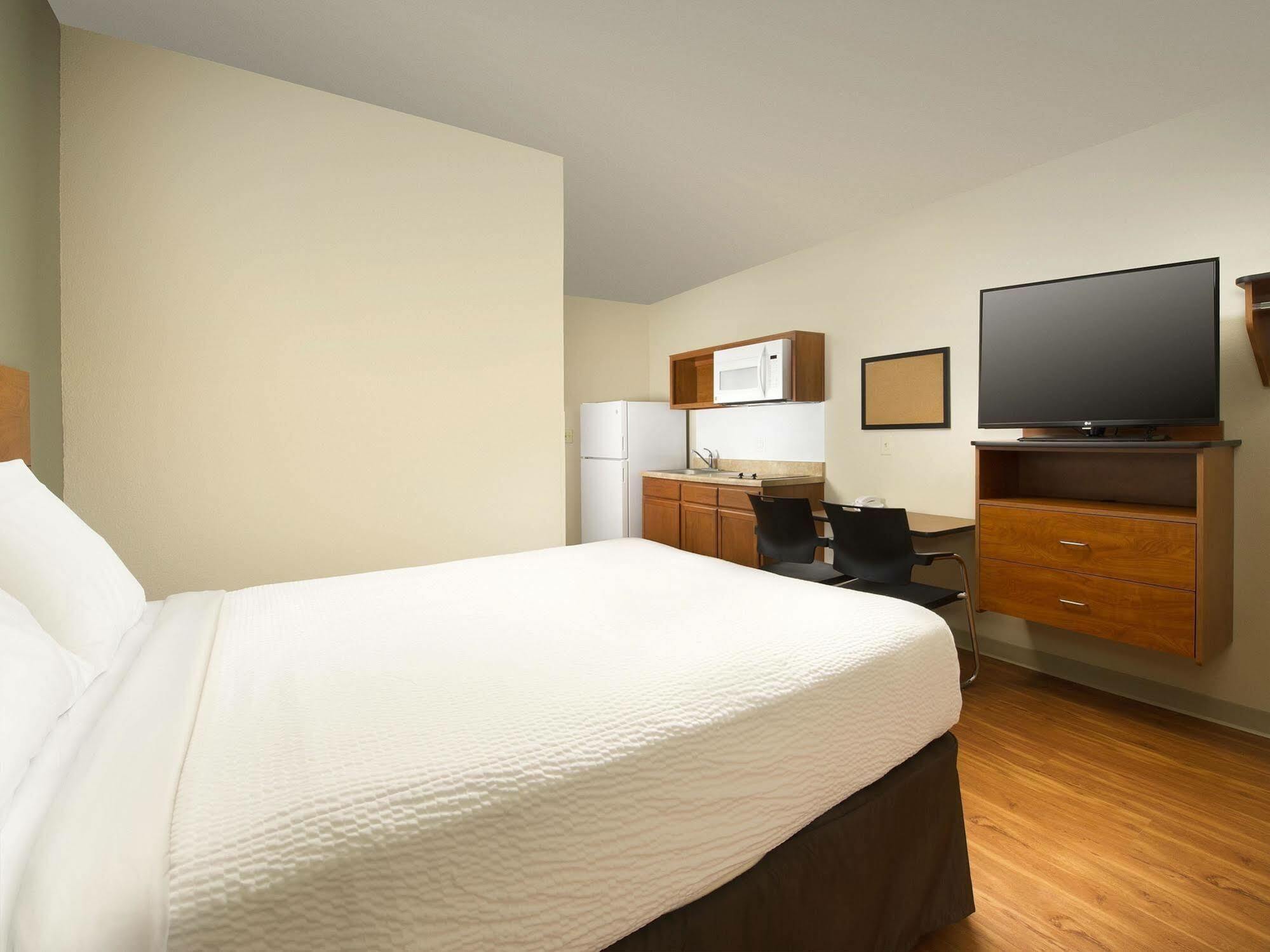 Woodspring Suites Louisville Southeast Forest Hills ภายนอก รูปภาพ