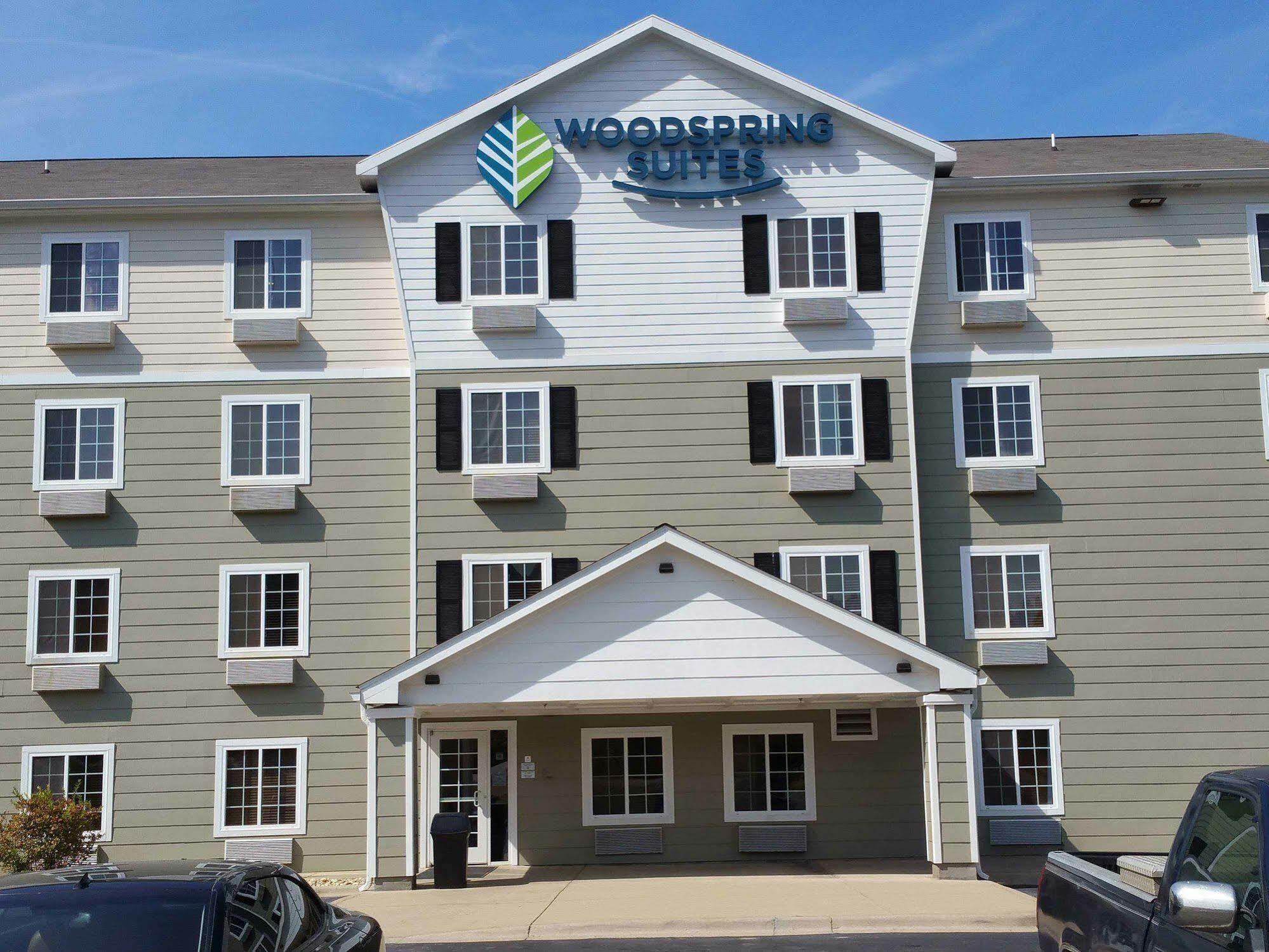 Woodspring Suites Louisville Southeast Forest Hills ภายนอก รูปภาพ